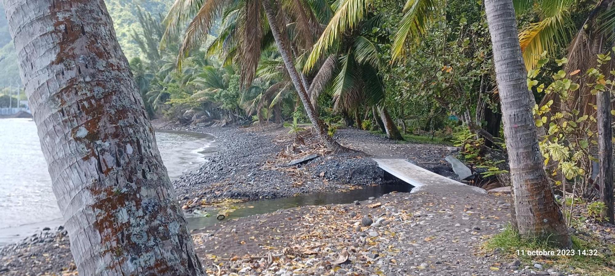 Hava'E Lodge Teahupoo Bagian luar foto