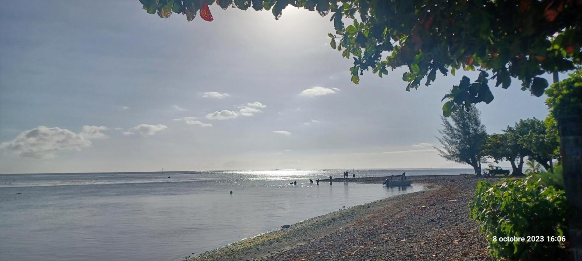 Hava'E Lodge Teahupoo Bagian luar foto