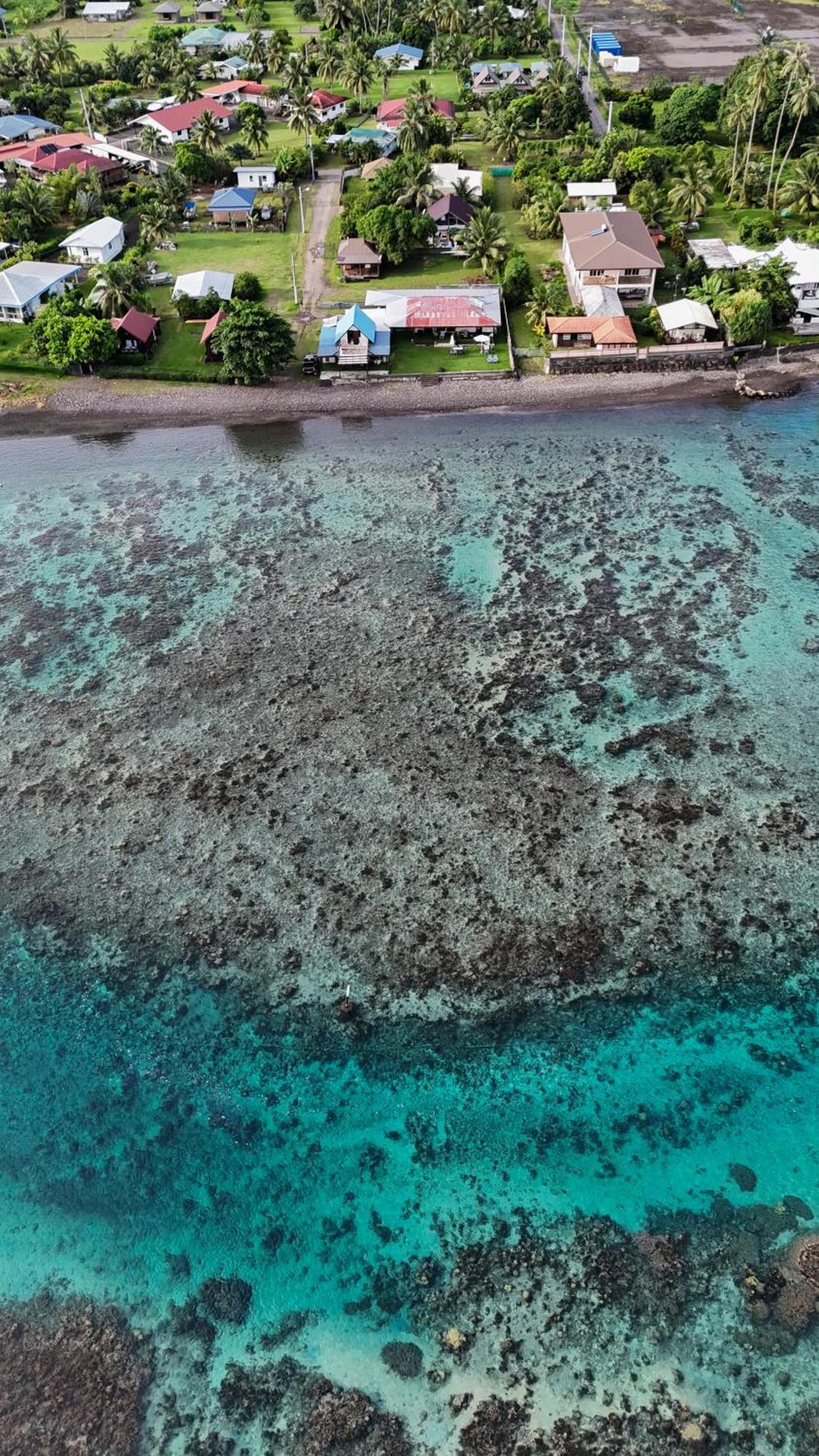 Hava'E Lodge Teahupoo Bagian luar foto