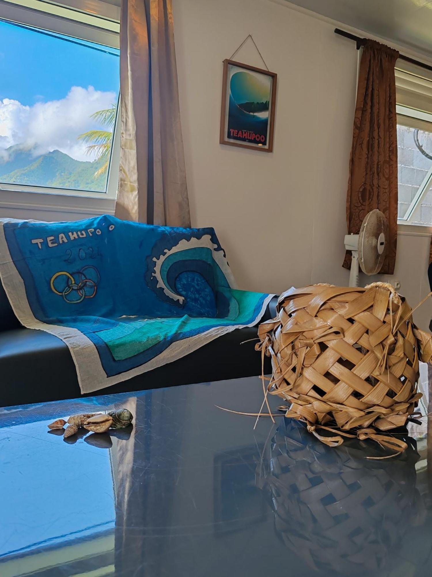 Hava'E Lodge Teahupoo Bagian luar foto